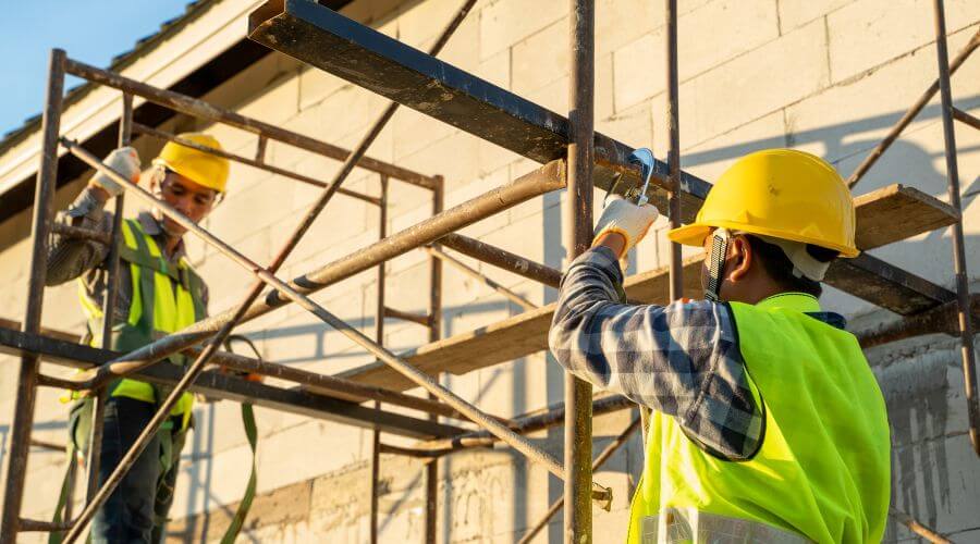 Professional gutter cleaning in Pageland, SC